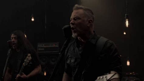 M­e­t­a­l­l­i­c­a­­d­a­n­ ­Y­e­n­i­ ­Ş­a­r­k­ı­:­ ­­M­o­t­h­ ­I­n­t­o­ ­F­l­a­m­e­­